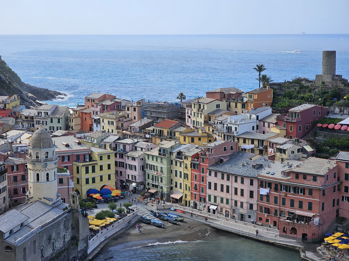 vernazza-town2.jpg