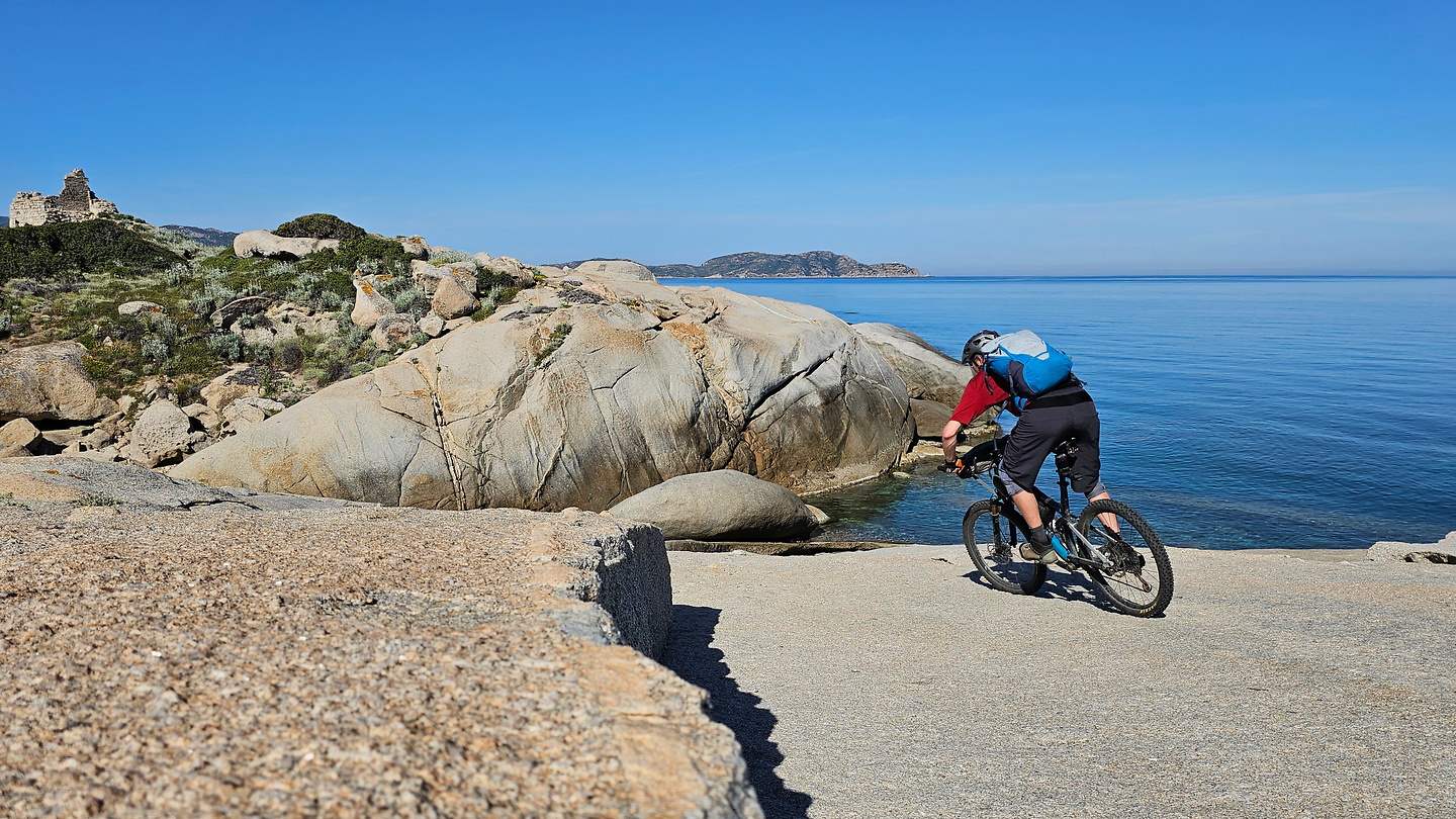 calvi-trail5.jpg