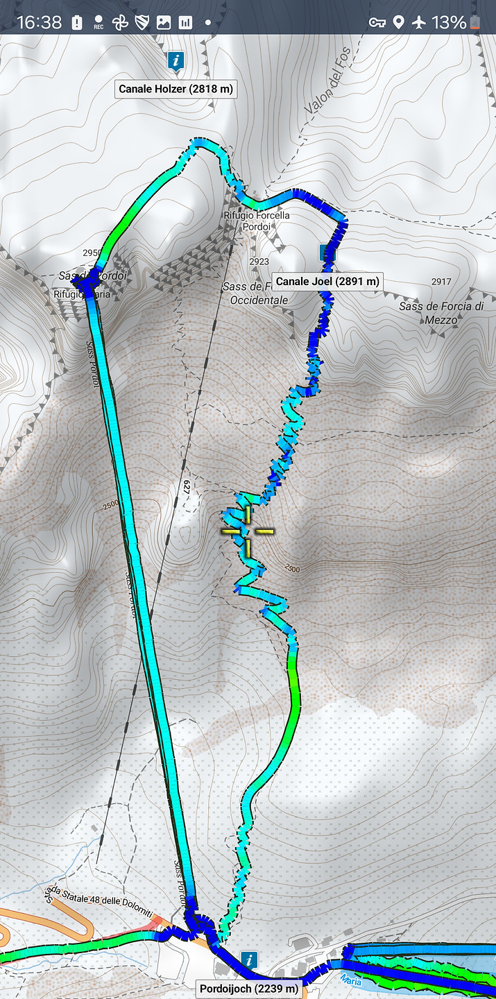 ski24a-pordoijoel5.jpg